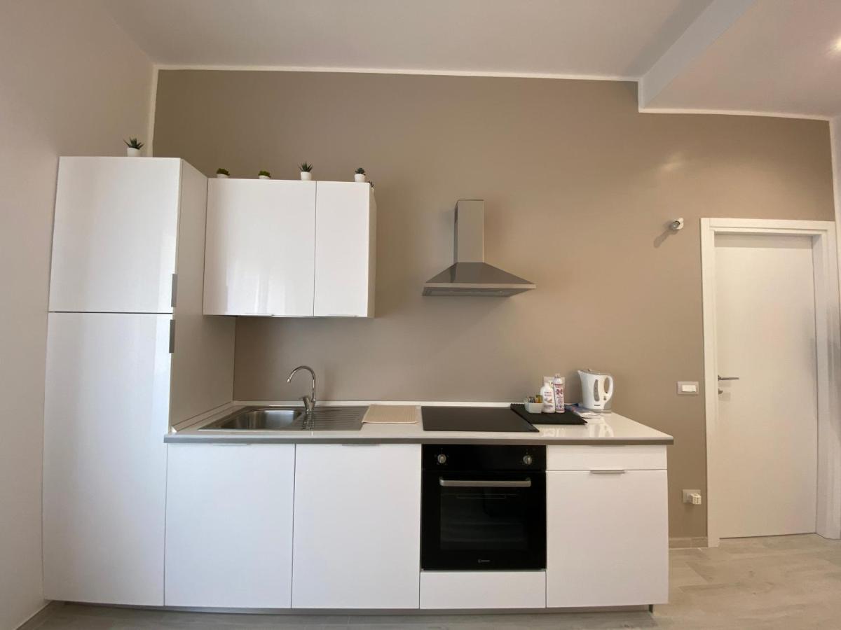 Riviera Apartments Pescara Buitenkant foto