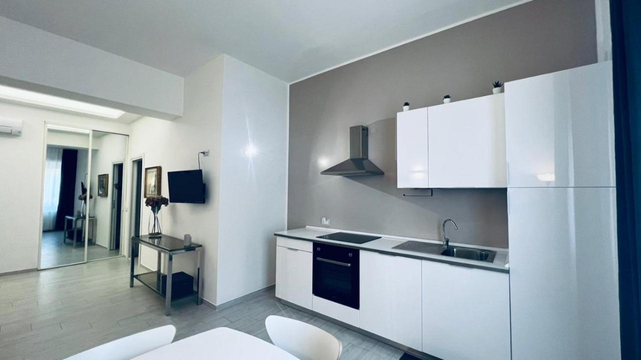 Riviera Apartments Pescara Buitenkant foto